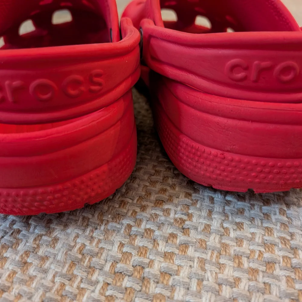 CROCS Kids Vibrant Red Water Shoes